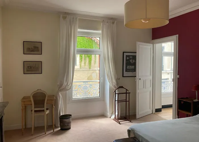 Bed and breakfast Léo Delibes 3*